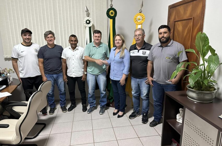  Prefeitura de São Pedro Ivaí discute parceria esportiva com o Grêmio Maringá