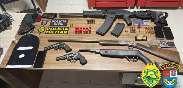  Dois indivíduos foram presos em Ortigueira com armas e munições