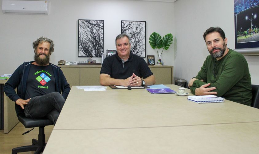  Prefeito Toledo recebe visita do empresário Fabio Couto Rosa de Borrazópolis