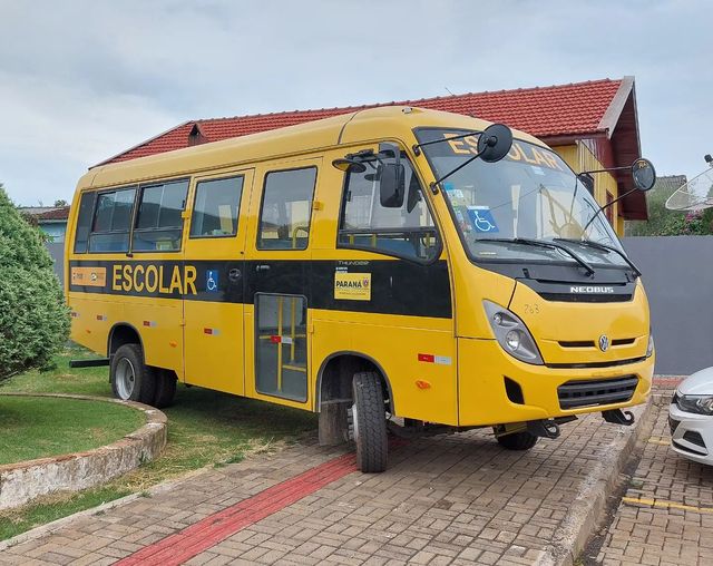  Prefeitura de Ariranha do Ivaí recebe novo ônibus escolar para transporte de alunos