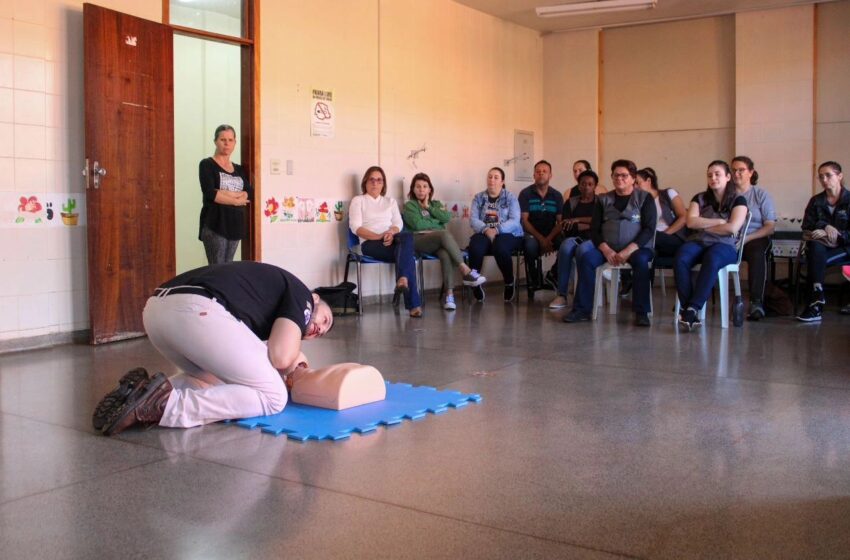  Profissionais da saúde de Cambira participam de palestra sobre noções de Primeiros Socorros