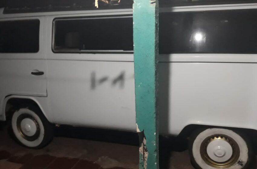  Kombi é furtada de garagem de casa em Apucarana