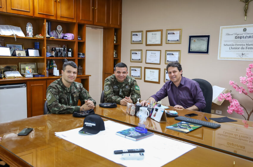  Prefeito Junior da Femac recebe o comandante do 30º Bimec