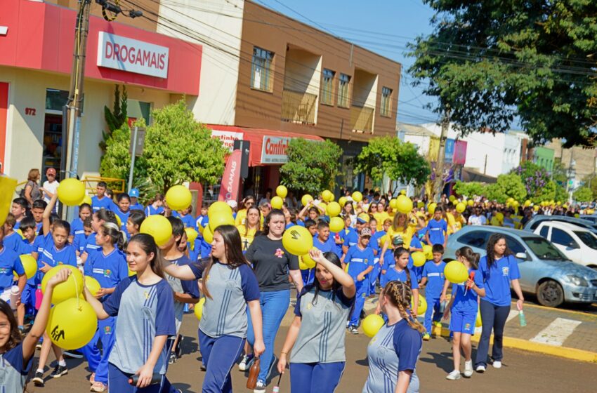  Passeata marca valorização a vida e prevenção ao suicídio em Faxinal