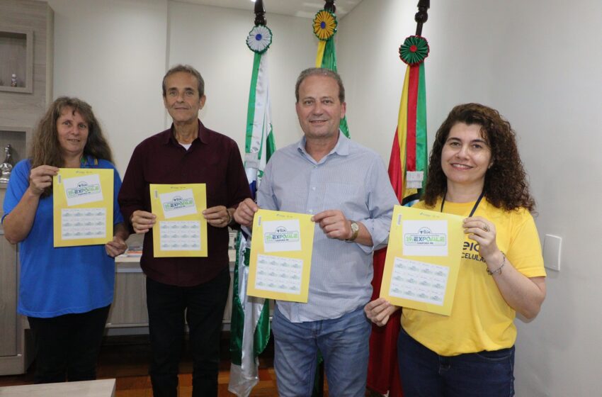  Agência dos Correios de Ivaiporã lança selo comemorativo da 19ª Expovale 2023