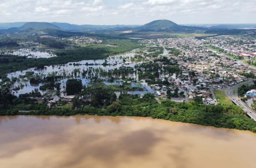  Novo boletim da Defesa Civil aponta 28 mil pessoas atingidas pelas chuvas no Paraná