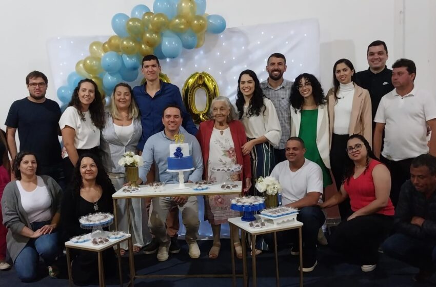  Celebração dos 90 anos de Dona Belmira Moraes Cerqueira: Uma vida de amor e histórias em Borrazópolis