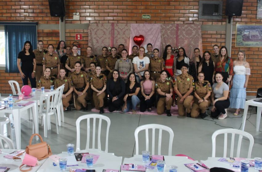  10° BPM realiza ‘chá de rosas’ para policiais femininas