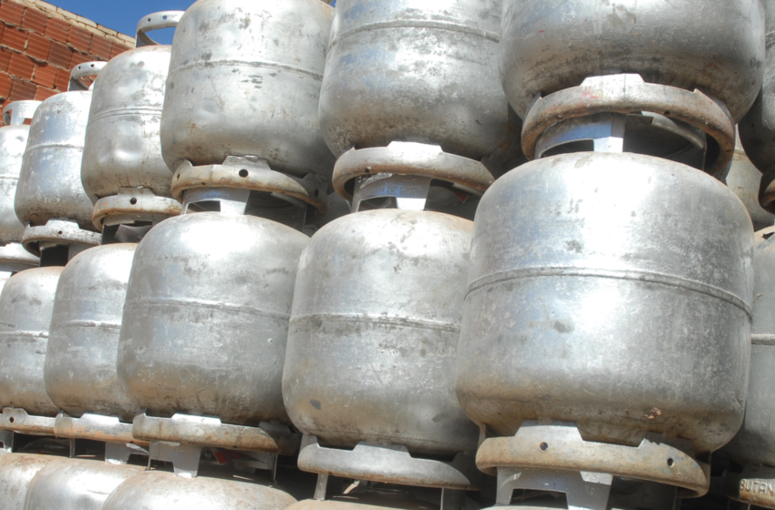  Botijões de gás são furtados de empresa em Apucarana 