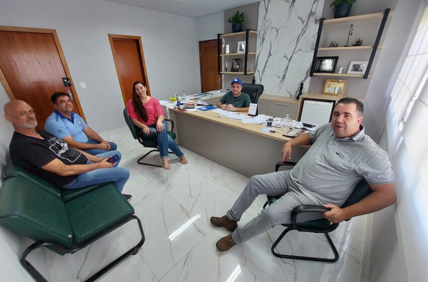  Administração de Ariranha do Ivaí Fortalece Equipe com a Chegada de mais um médico