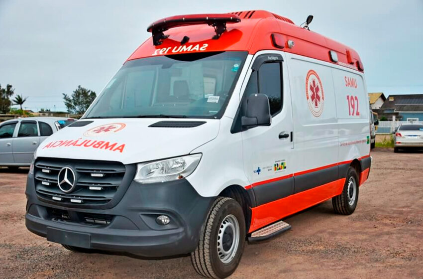  Ortigueira ganha mais uma nova ambulância