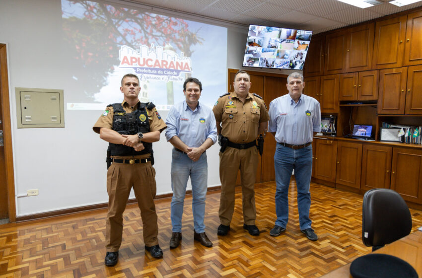  Junior da Femac recebe visita do novo comandante do 10º BPM