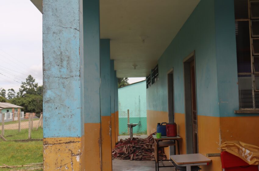  Prefeitura de Cândido de Abreu inicia reforma na Escola Municipal Saltinho