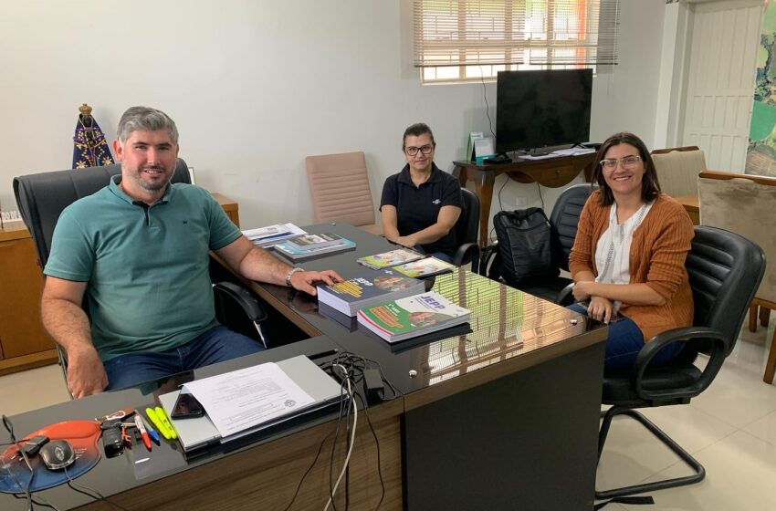  Prefeitura de Cândido de Abreu faz parceria com Sebrae para iniciar projeto de empreendedorismo em escolas 