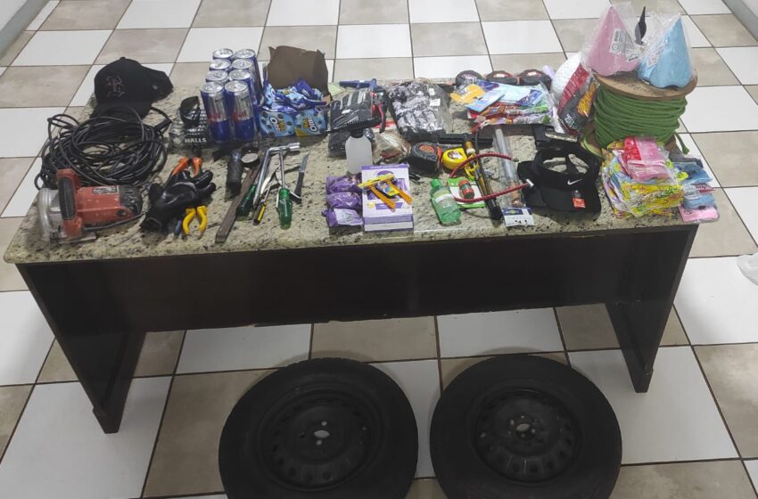  PM de Apucarana prende ladrão e recupera diversos produtos furtados