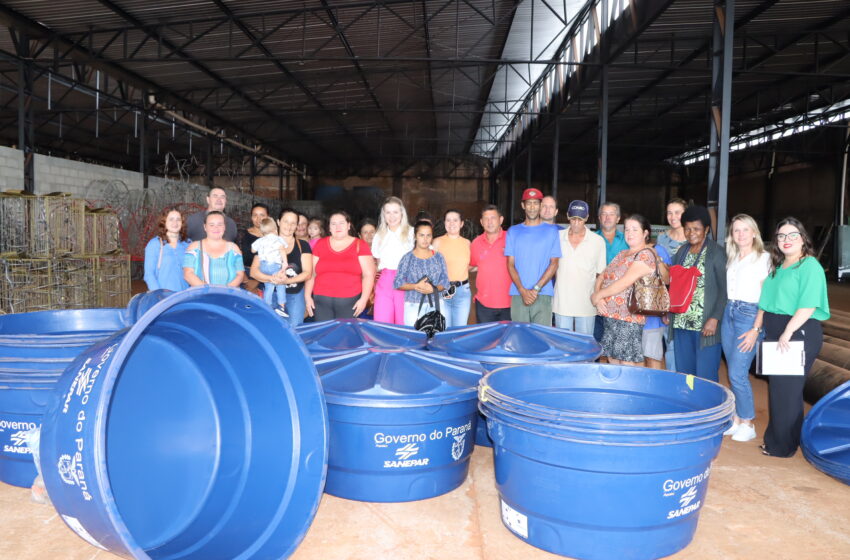  20 famílias atendidas pela Assistência Social de Ivaiporã são beneficiadas pelo programa Caixa D’Água Boa