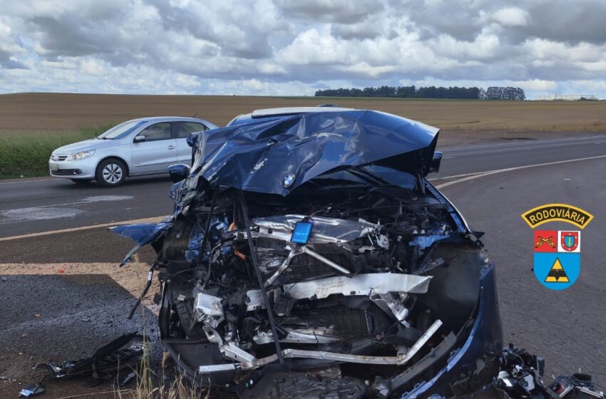  BMW de Apucarana se envolve em acidente em Rolândia