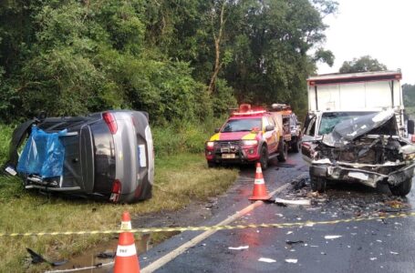 O acidente aconteceu na tarde de segunda (Foto: PRF)