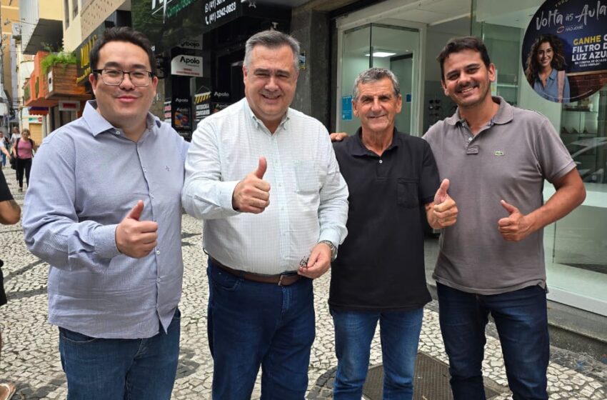  Saúde de Marilândia do Sul é tema de reunião em Curitiba