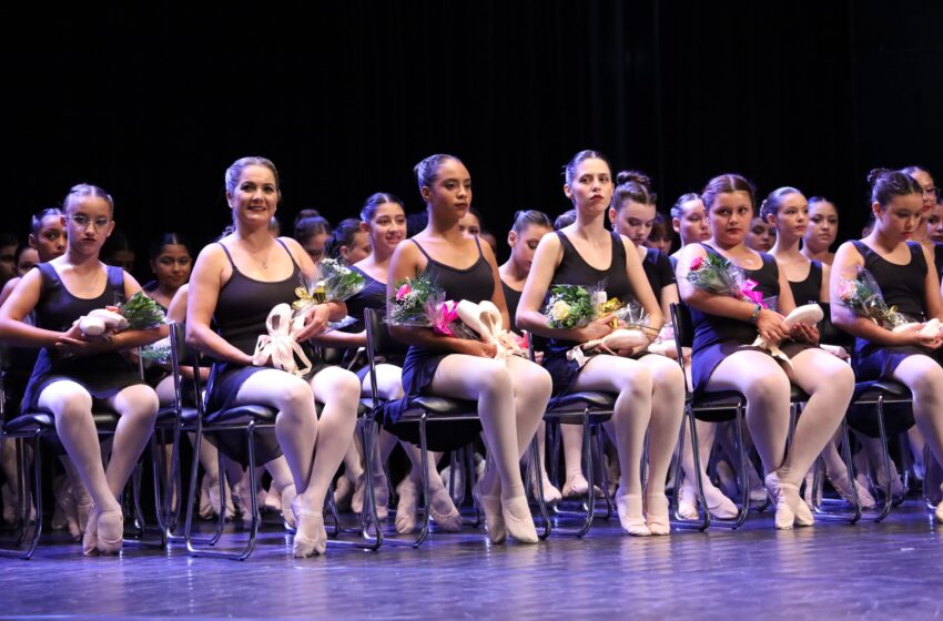 Prefeitura entrega sapatilha de ponta para 48 bailarinas da Escola Municipal de Dança