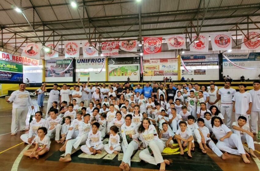  Alunos da APMIF de Cambira são destaques em campeonato de capoeira em Siqueira Campos