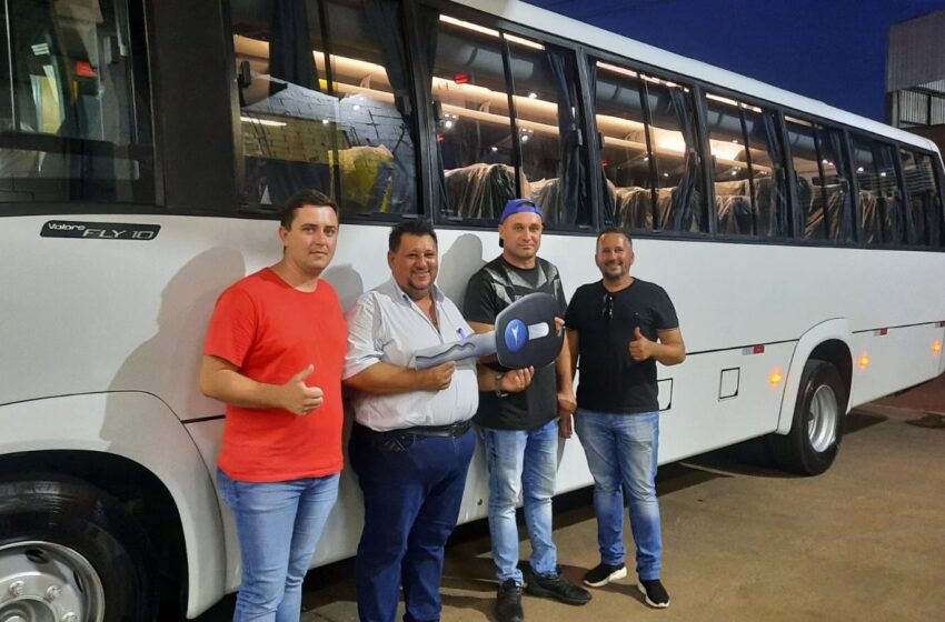  Governo de Rio Branco do Ivaí anuncia ônibus zero Km para o transporte universitário