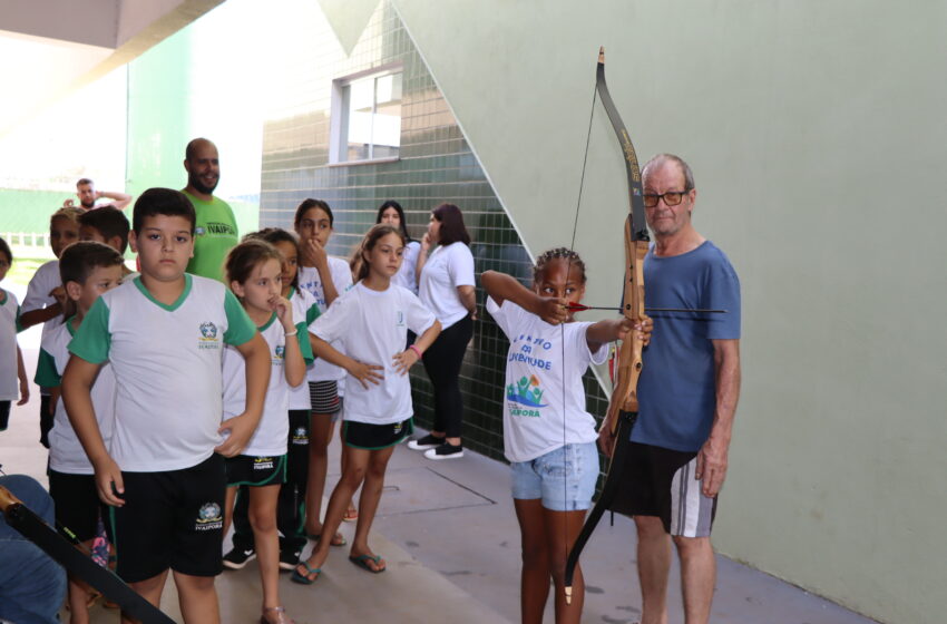  Prefeitura de Ivaiporã e Atafi estimulam jovens a praticar Arco e Flecha no Centro da Juventude
