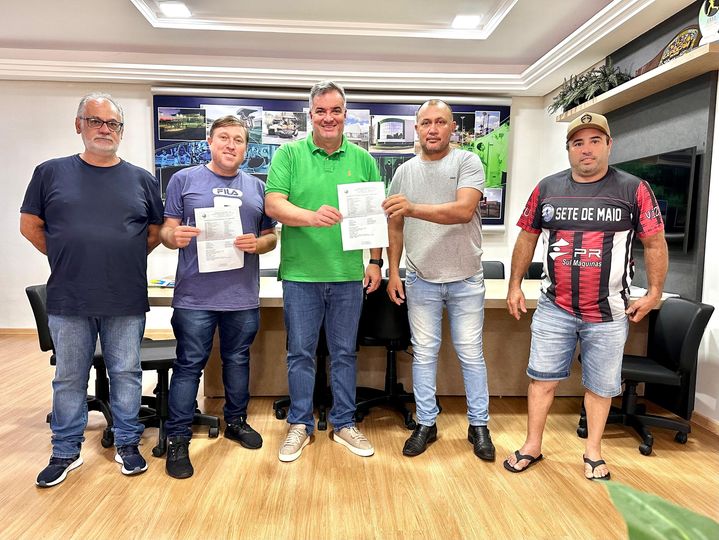  Prefeitura de Cambira e Equipe de Futebol do Distrito Sete de Maio Firmam Parceria para o Campeonato Amador Regional de Futebol 2024