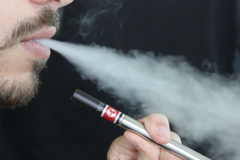  Anvisa decide pela proibição da venda de cigarros eletrônicos