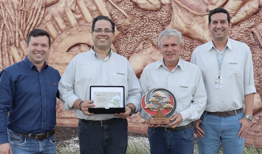  Cocari recebe prêmio da Ihara em reconhecimento a soluções agronômicas sustentáveis