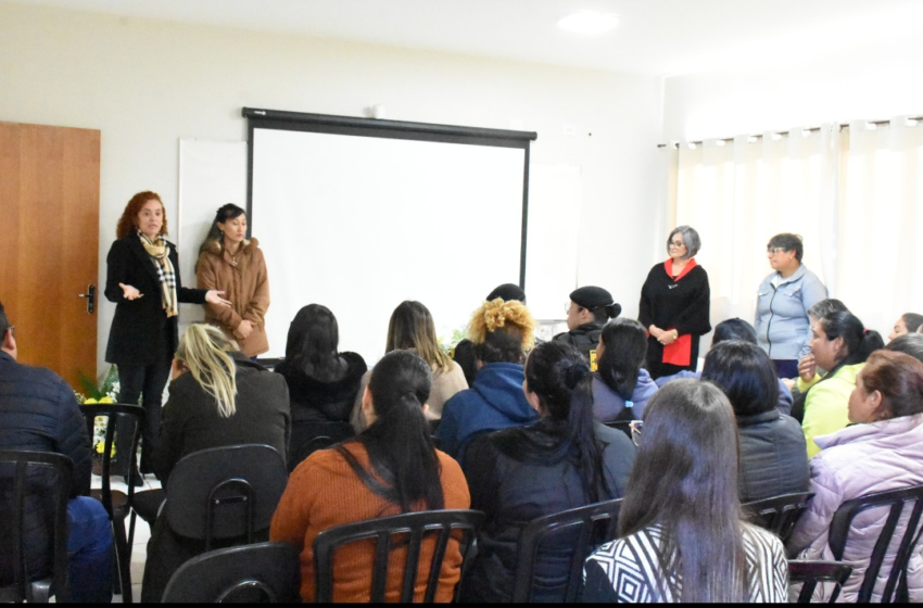  Assembleia define integrantes do Conselho Municipal dos Direitos da Mulher em Marilândia do Sul