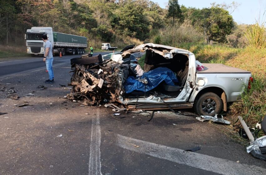  Mulher morre após acidente na BR-376 entre Mauá e Ortigueira