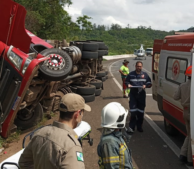  Acidente na BR-376 mobiliza equipes de resgate e interdita rodovia entre Mauá e Ortigueira