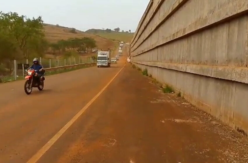  DER/PR libera a 2ª via marginal da PR-445 no viaduto de acesso para Irerê