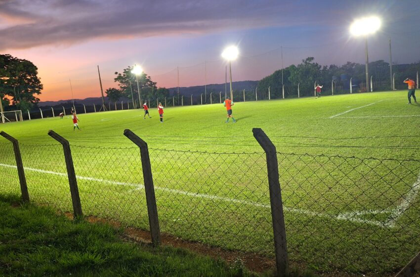  Iluminação de LED chega ao Estádio Municipal de Godoy Moreira