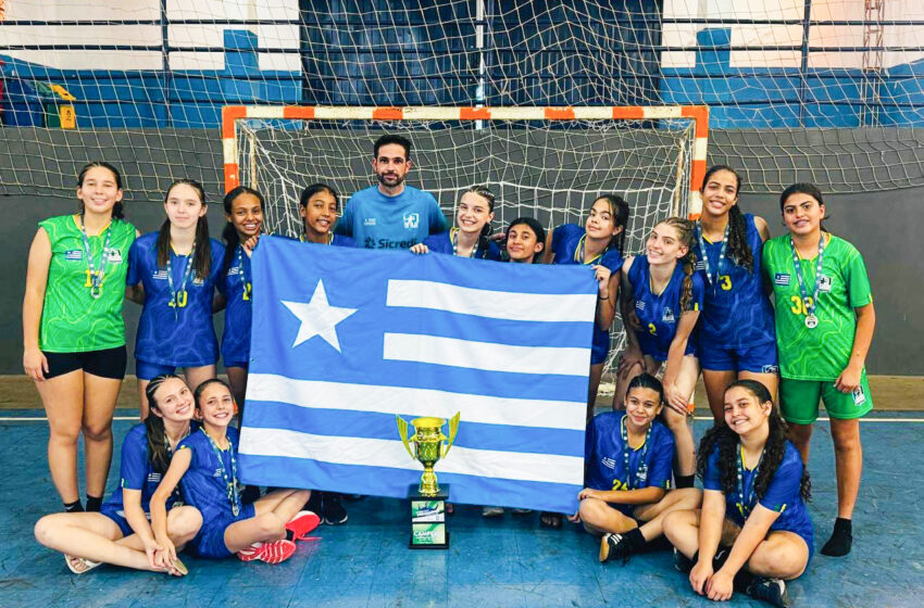  Equipe de Handebol Feminino de Jardim Alegrese consagra campeã da chave ouro do Campeonato Paranaense