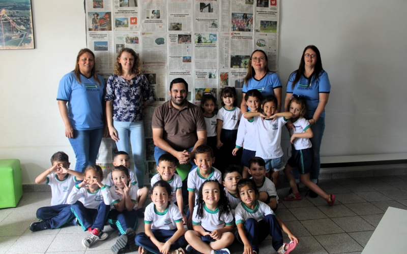  Prefeito de Reserva é entrevistado por crianças do Cmei Maria de Lourdes