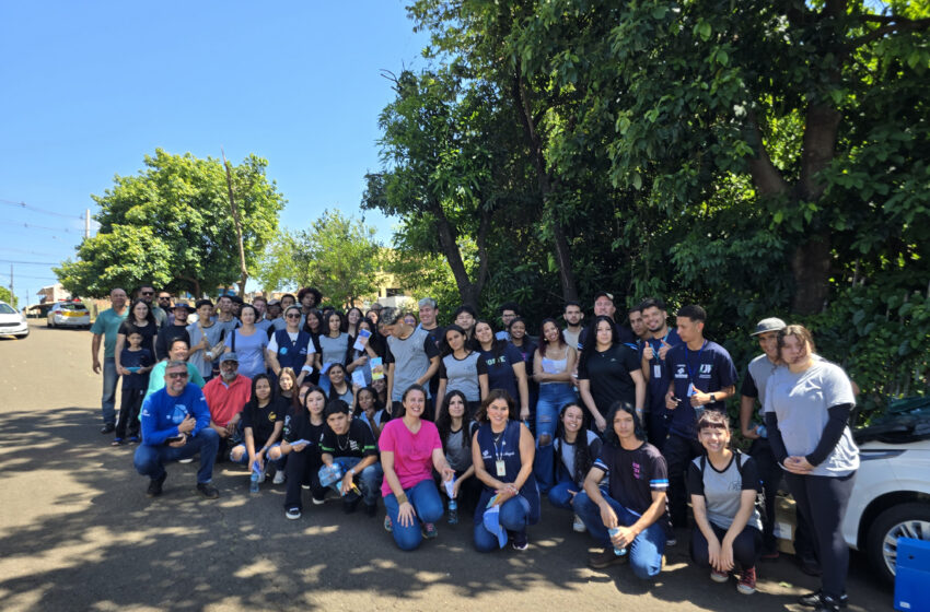  Jovens da rede estadual participam de proteção de nascente em Londrina