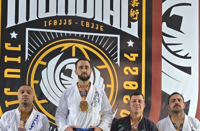  Academia Chipper Brasil Conquista Dois Títulos no Campeonato Mundial de Jiu-Jitsu