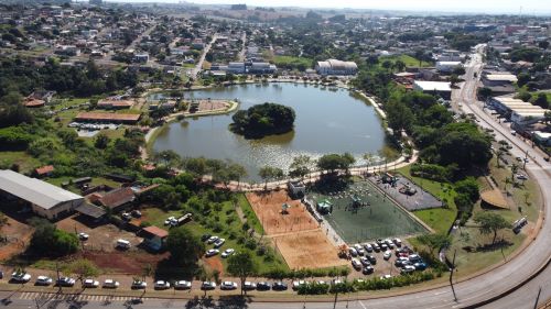  Ivaiporã inicia festividades natalinas com espetáculo de luzes e magia dia 8 no Jardim Botânico