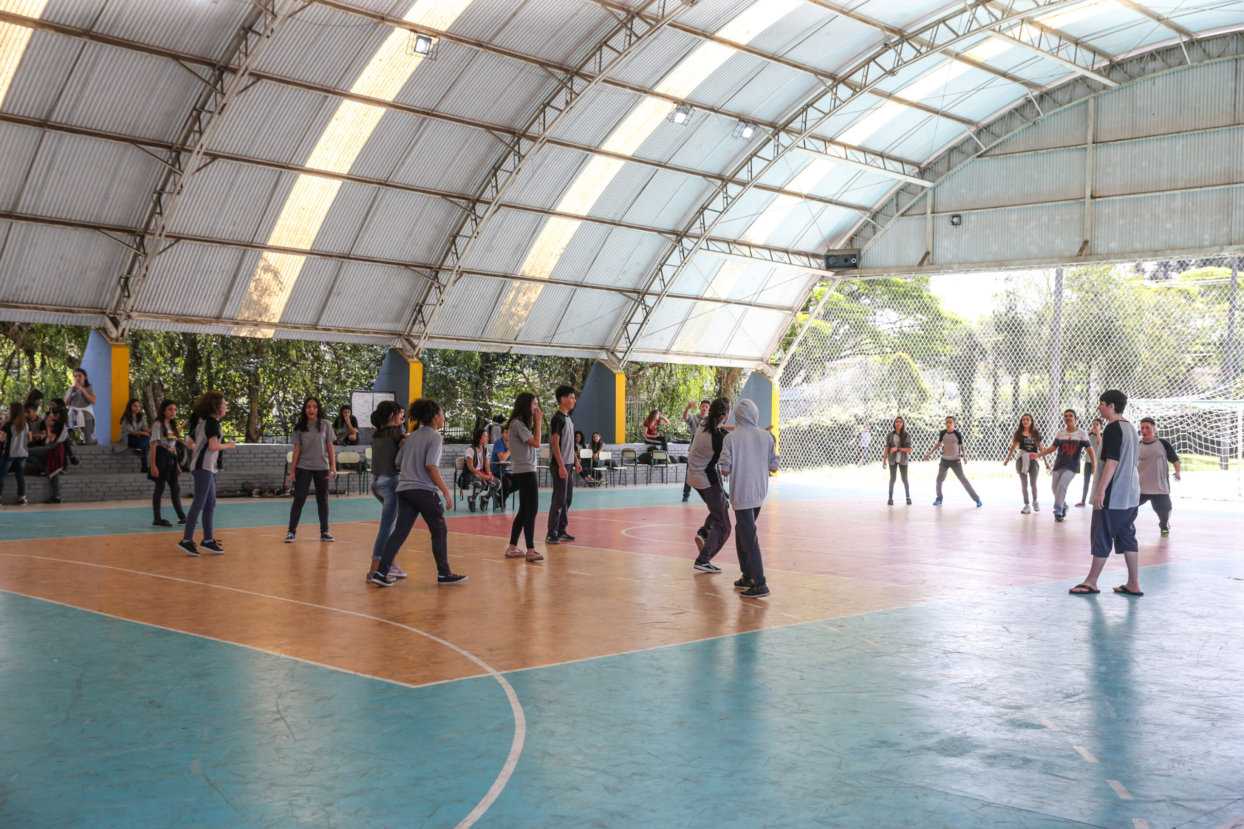 Jogos entre alunos do Colégio Estadual Júlia Wanderley no Batel em Curitiba. 30/09/2019  –  Foto: Geraldo Bubniak/AEN