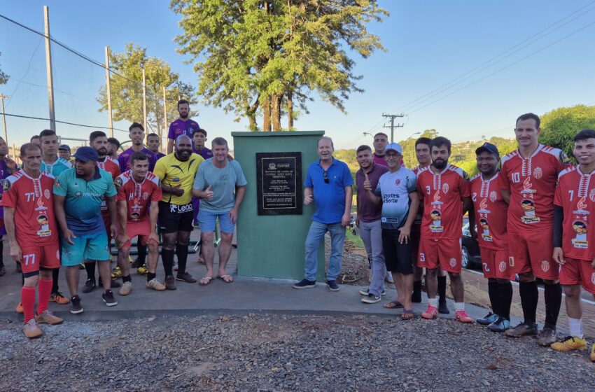  Prefeitura de Ivaiporã reinaugura campo da Vila Santa Terezinha com Campeonato de Futebol