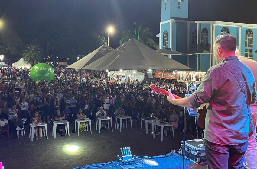  Festival de Calouros anima público em Rosário do Ivaí com música e talento local