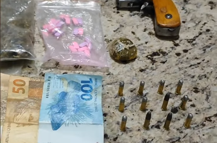  Rotam apreende drogas, arma e prende homem em Cambira