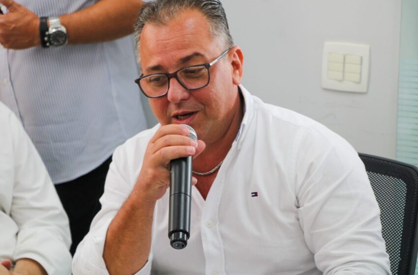  Conrado Scheller assume presidência da AMEPAR para o biênio 2025/2026