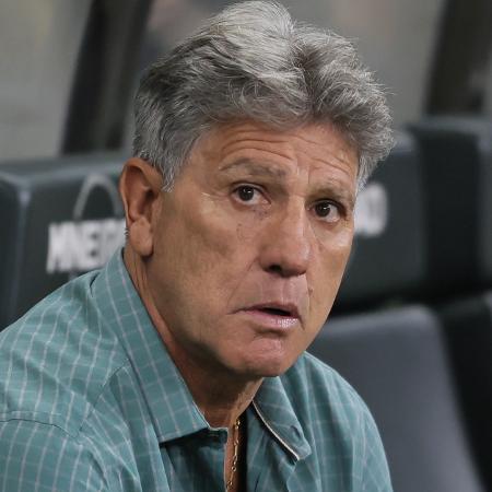  Renato Gaúcho deixa comando do Grêmio e se emociona em rede social