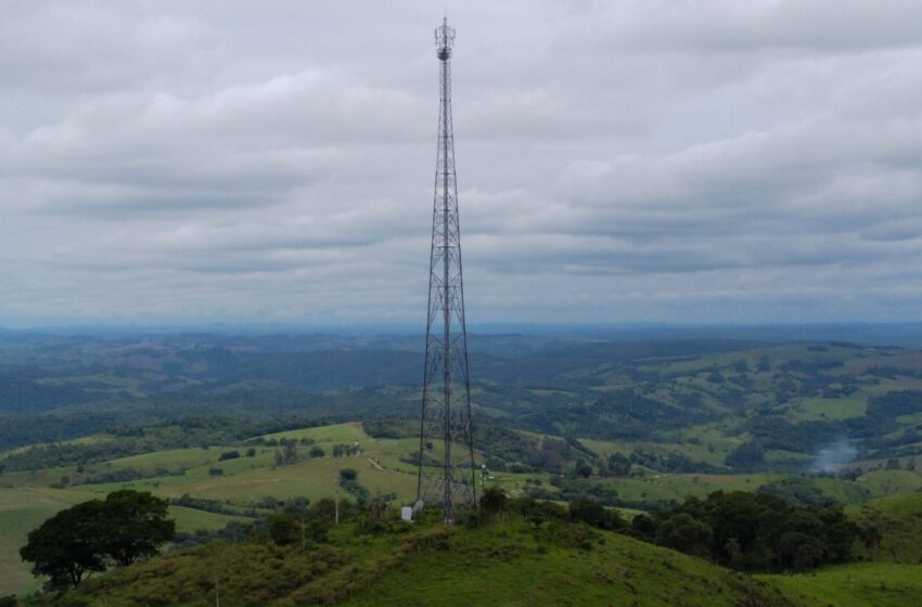  Acordo inédito do Governo com operadoras de telefonia móvel leva conectividade à área rural