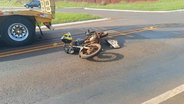  Acidente com vítima envolvendo motocicleta e caminhão em Manoel Ribas