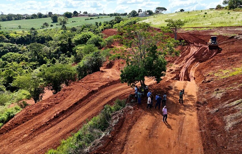  Prefeitura de Ivaiporã executa pista de MotoCross com 800 metros de comprimento no Jardim Nova Porã