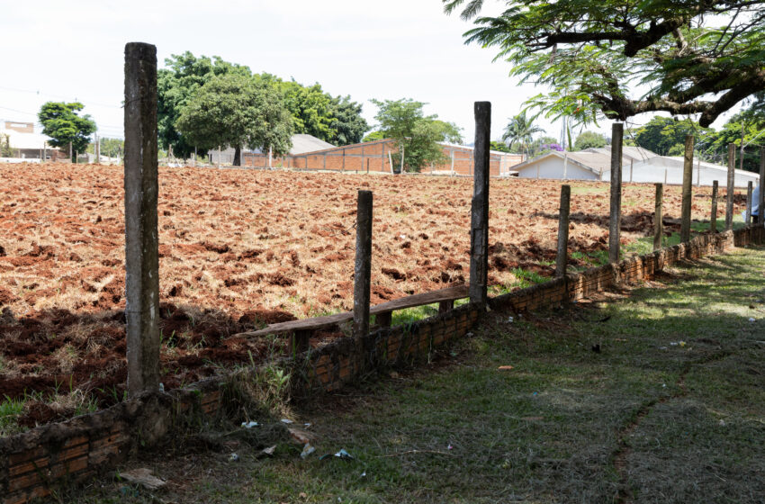  Prefeitura de Apucarana retoma posse do campo da Vila Reis